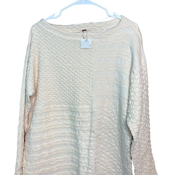 Free People Extra Textured Crème Pull Over Sweater Women’s Size Small New - Picture 9 of 12